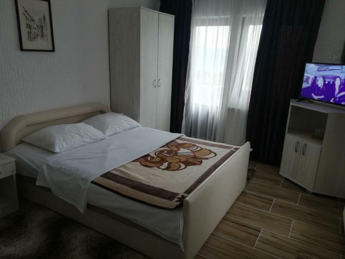 Lazarev Konak Banja Koviljaca Exterior photo